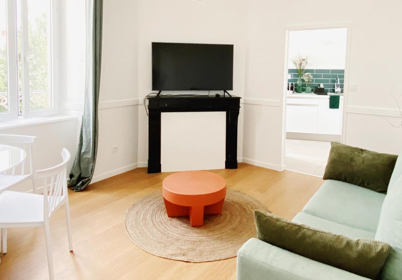 شقة Le Terracotta ⸱ Stationnement Gratuit ⸱ Fibre Déols المظهر الخارجي الصورة